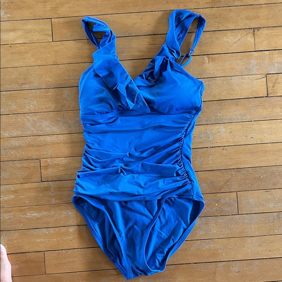 EUC Vibrant women's Blue One Piece Swimsuit - Picture 8 of 9